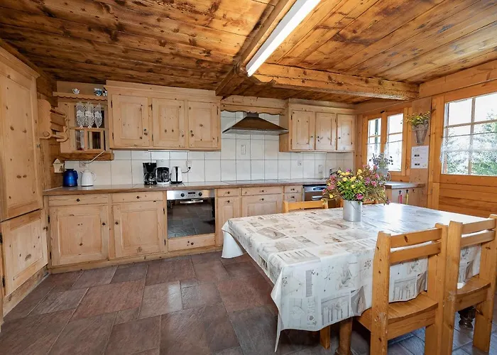 Les Planches Dağ evi *