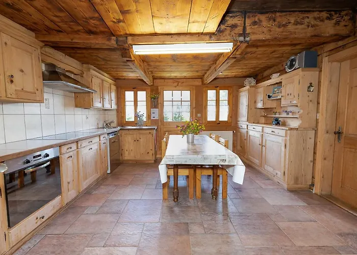 Les Planches Dağ evi *