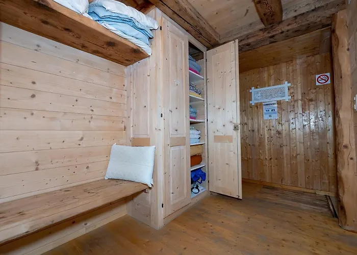 Les Planches Dağ evi