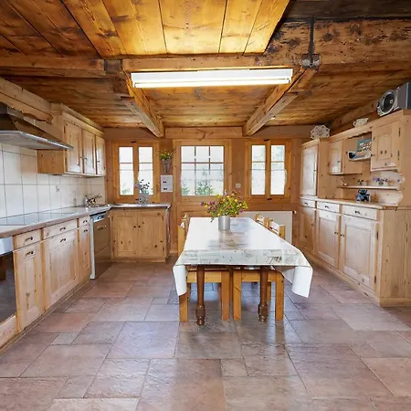 Les Planches Alpesi faház *