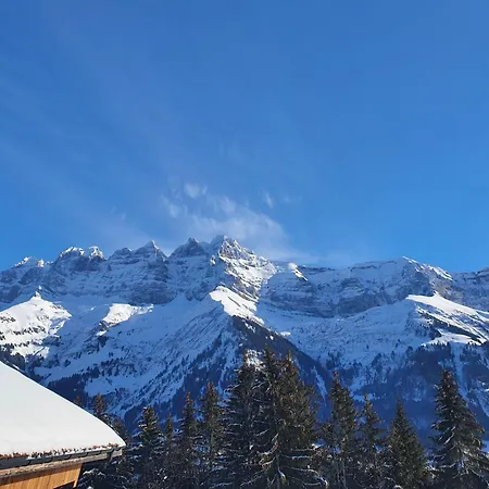 Les Planches Alpesi faház *
